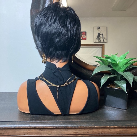 CAMILLE - Picture 3 of 4